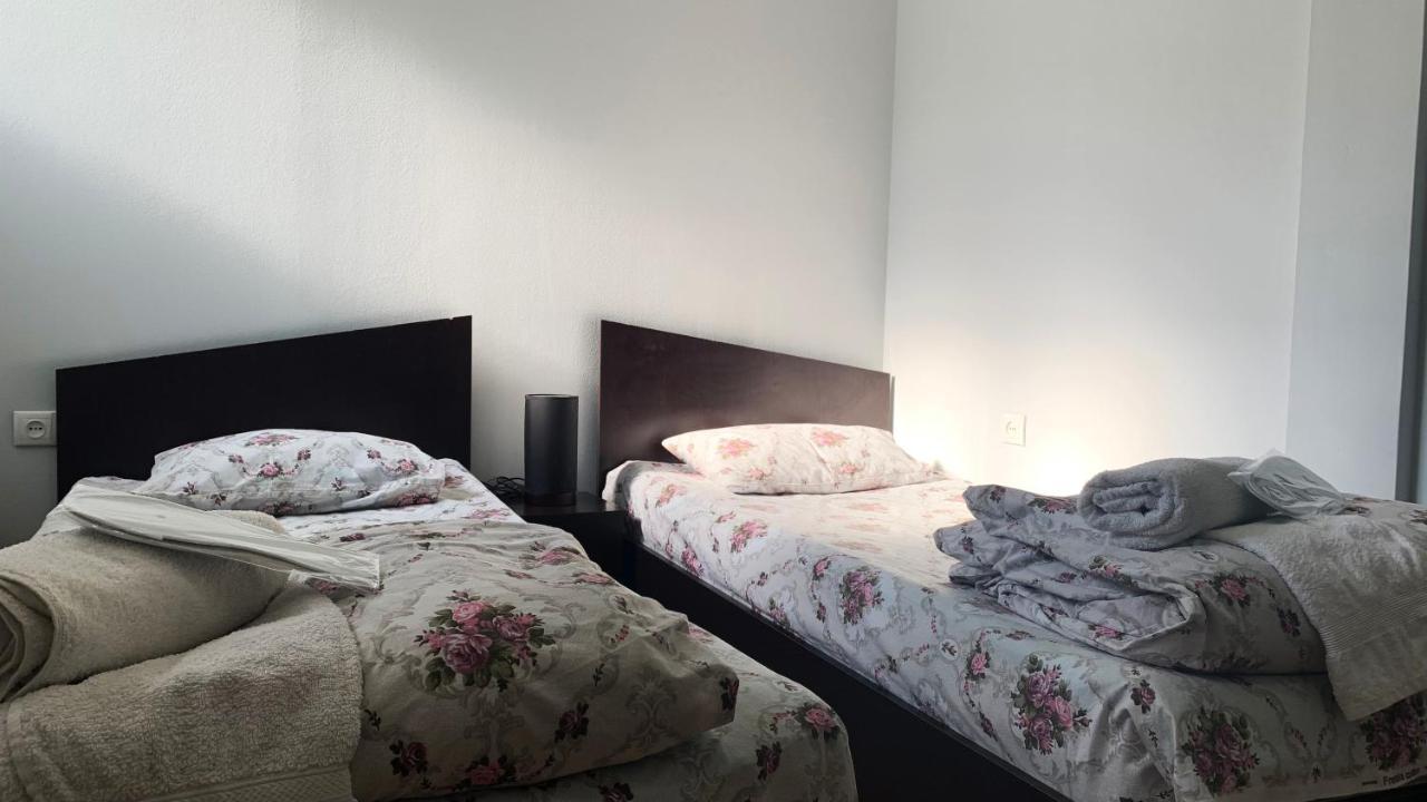 Dom Hostel & Tours Yerevan Exterior photo